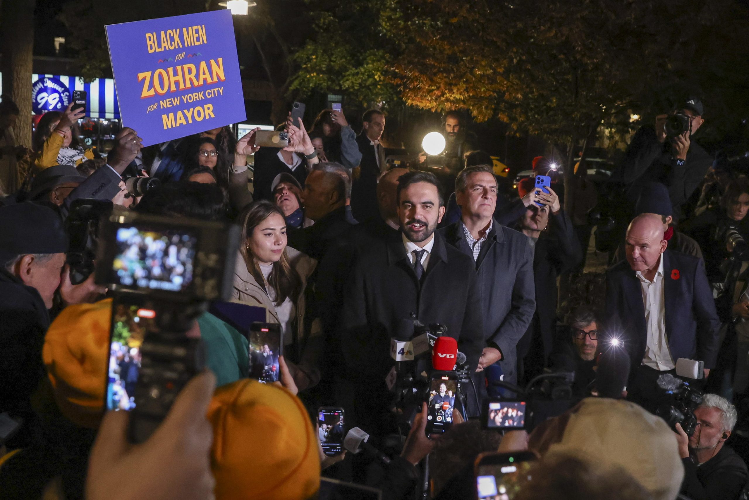 Elezioni a New York. La minaccia di Trump: 