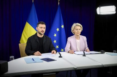 Sostegno all'Ucraina: l’Europa divisa sull'uso degli asset russi. Oggi il vertice a Bruxelles