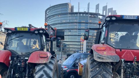 Europa divisa sull’accordo di libero scambio con il Sudamerica. Protestano gli agricoltori